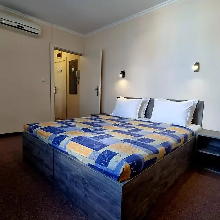 Ξενοδοχείο Azurro 3*