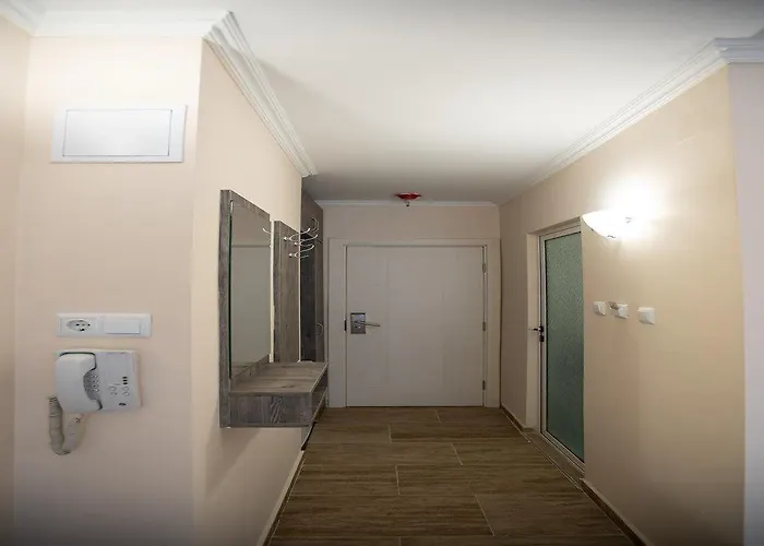 Отель Azurro Солнечный берег